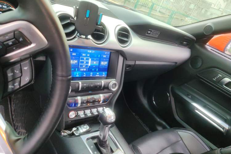 Used Ford Mustang 2020 2.3L EcoBoost Audio And AC Panel