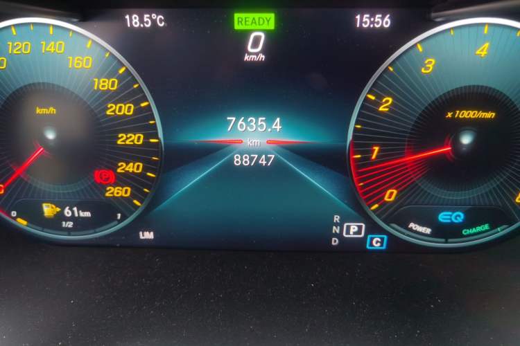 Used Mercedes-Benz C-Class 2019 Restyled C 260 L Sport Edition Odometer Close Up