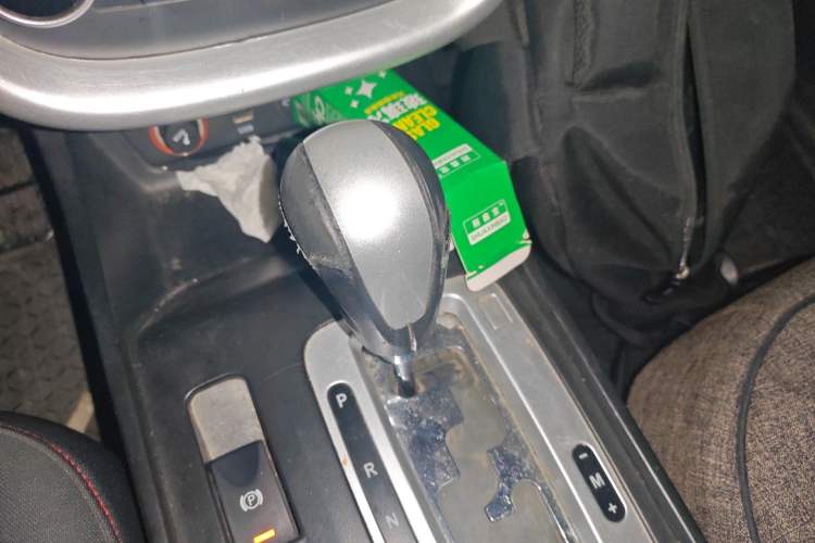 Used Bestune X80 2013 2.0L automatic comfort version
