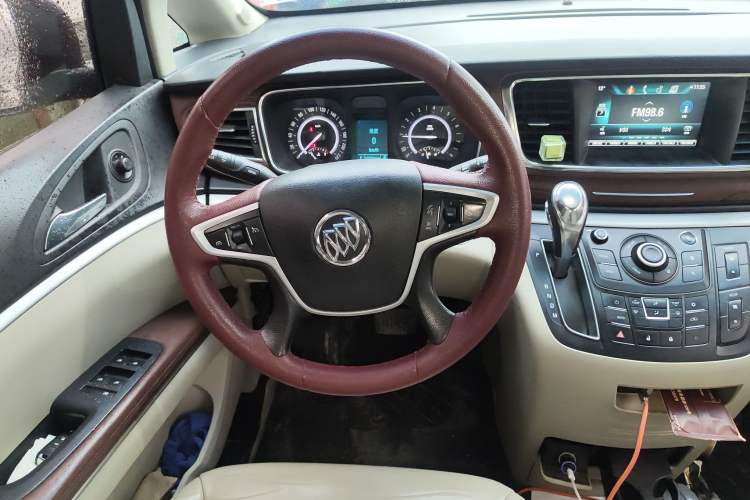 Used Buick GL8 2017 25S Luxury Version China V Standard