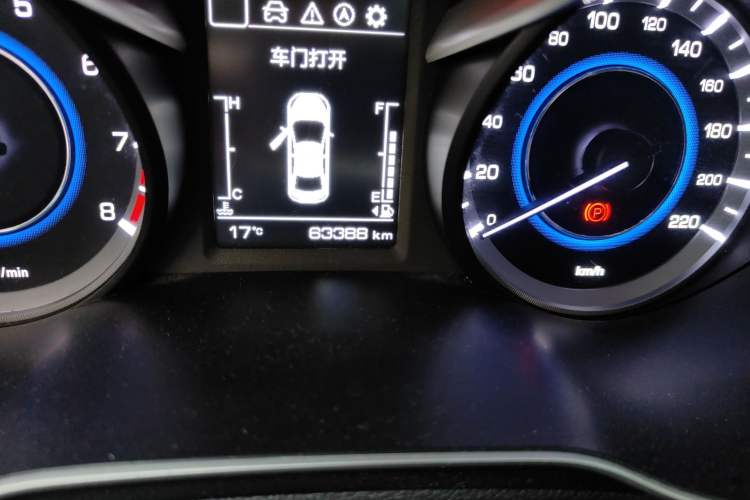 Used CHANGAN Eado 2018 1.6L GDI Manual Trendy Model China V Standard Odometer Close Up