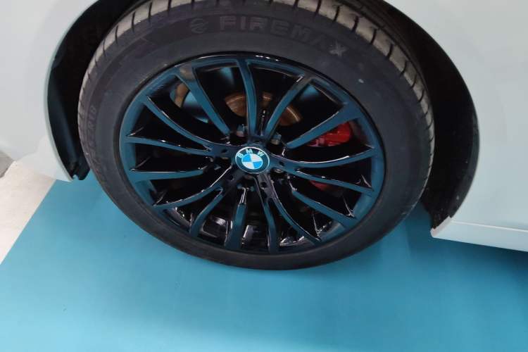 Used BMW 5 Series 2014 525Li Luxury Design Package