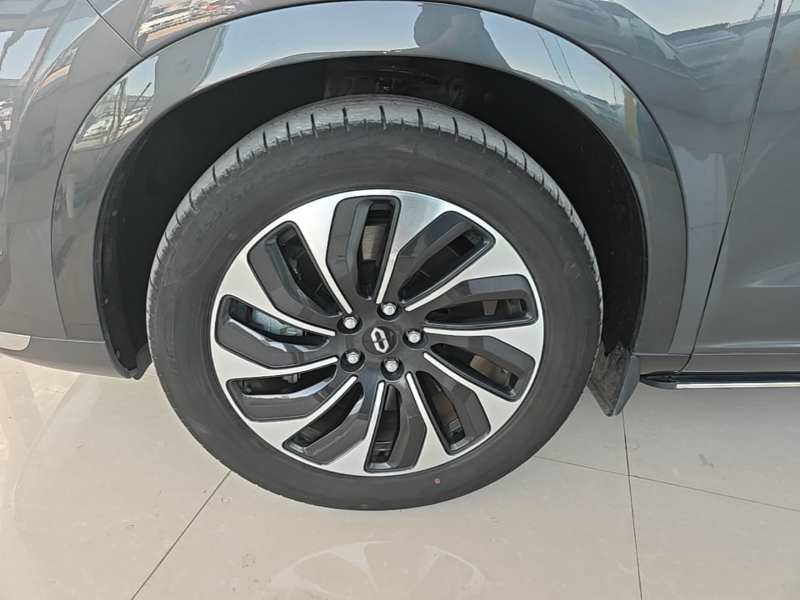 Used Hima AITO M7 2024 1.5T Intelligent Driving 4WD Max Edition 5 Seats — 22