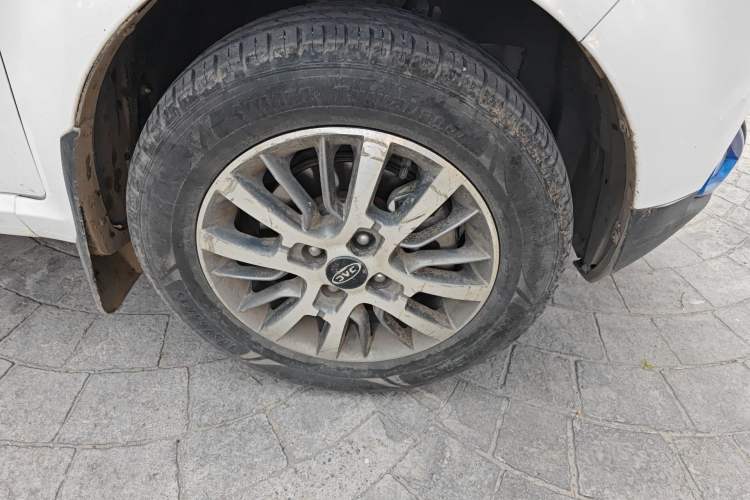 Used JAC Group iEV6E 2018 Sport Edition iEV6E Luxury Smart Enjoyment Version Right Front Wheel Hub