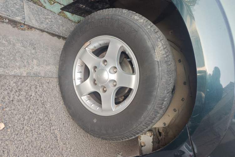 Used JMC Baodian 2018 2.9T New Value-Packed Two-Wheel-Drive Diesel Comfort Version with Standard Cargo Bed – JX4D30B5L