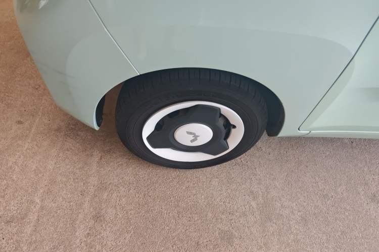 Used Wuling Hongguang MINIEV 2022 Macaron Premium Model – Lithium Ternary Battery