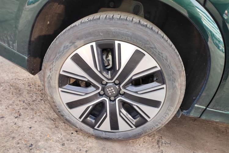 Used Landian E5 PLUS 2025 165 km Long-Range Version PLUS 7-Seater