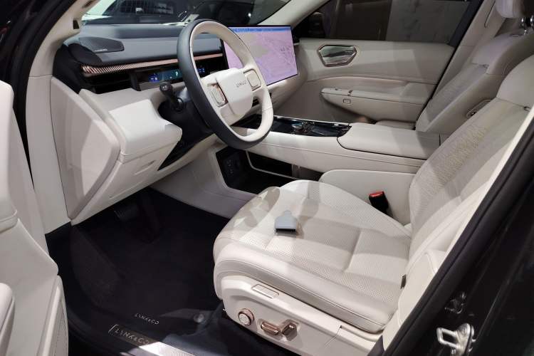 Used Lynk & Co 900 2025 1.5T Ultra