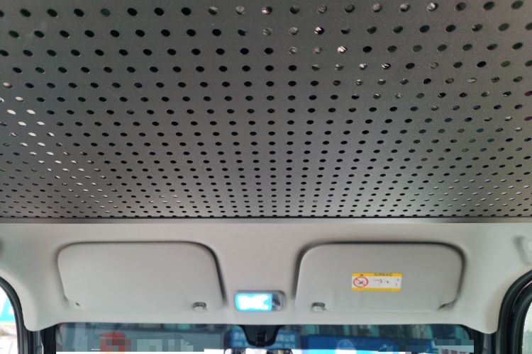 Used Wuling Zhiguang New Energy 2025 Model 305km Ambitious Edition