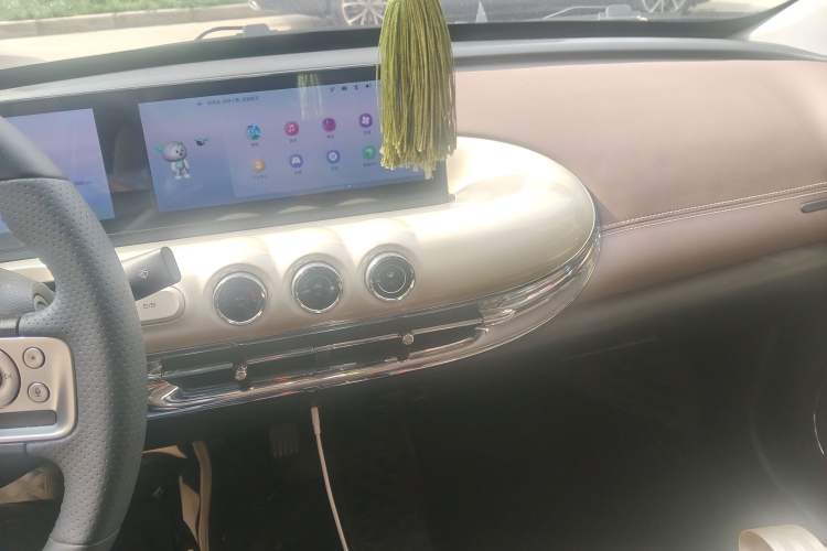 Used Wuling Bingo 2023 333 km Lingxi Connected Version Audio And AC Panel