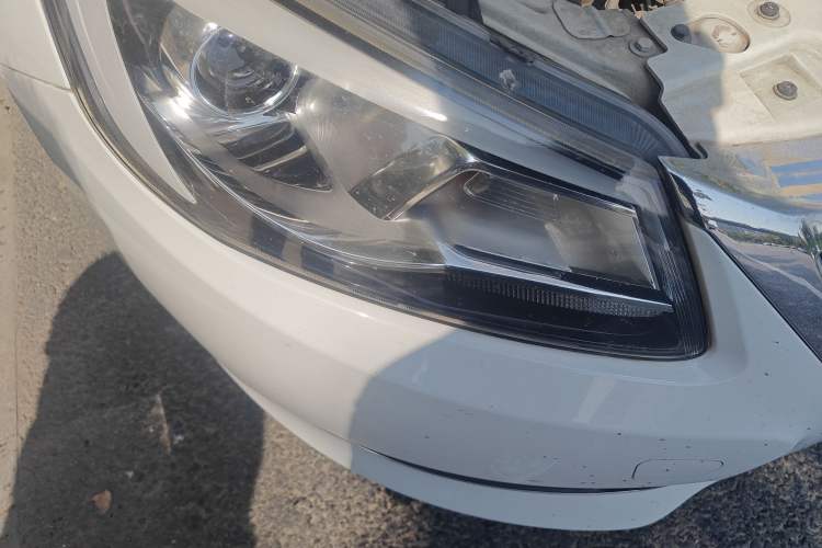 Used Chery Arrizo 7 2015 1.6L Manual ZhiShang Edition
