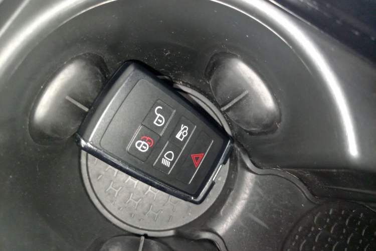 Used Jaguar XEL 2022 2.0T 250 PS R-DYNAMIC S Advanced Sport Edition