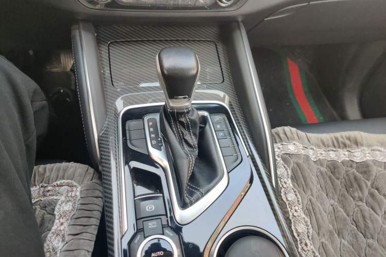 Used SAIC MAXUS D90 2017 2.0T Automatic All-Wheel Drive Sirius