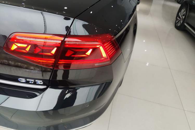 Used Volkswagen Magotan GTE Plug-in Hybrid 2022 GTE Luxury Model