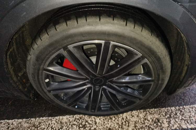 Used Hima Luxeed R7 2024 All-Electric 736 km Ultra