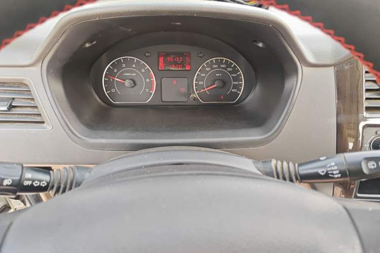 Used Wuling Rongguang 2014 1.2L S Standard Model