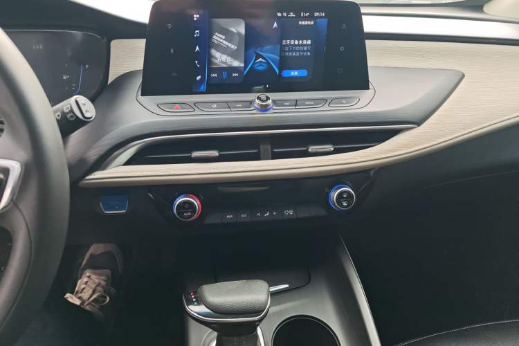Used Buick Velite 6 2020 Plug-in Hybrid Connected Fashion Model
