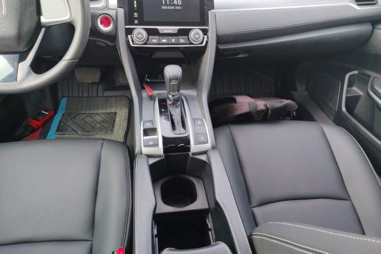 Used Honda Civic 2016 220TURBO CVT Luxury Edition
