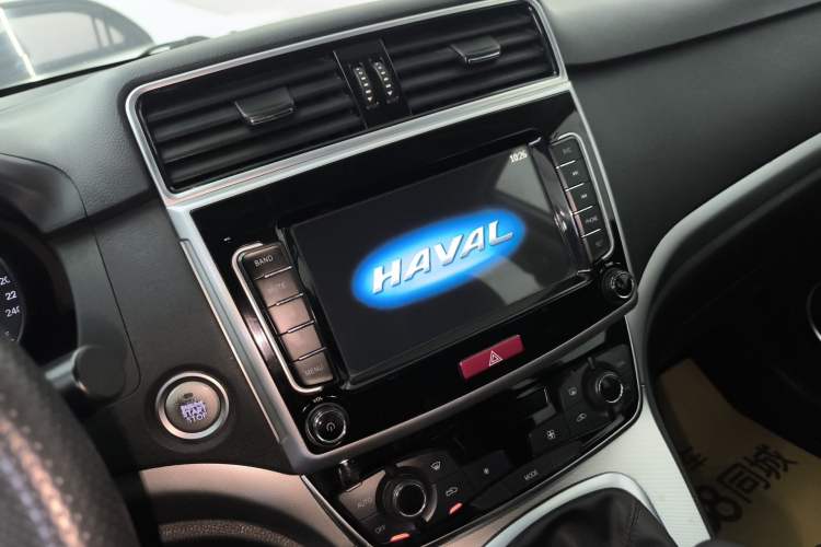 Used Haval M6 2019 1.5T Manual Two-Wheel Drive Urban Version China VI Standard Audio And AC Panel