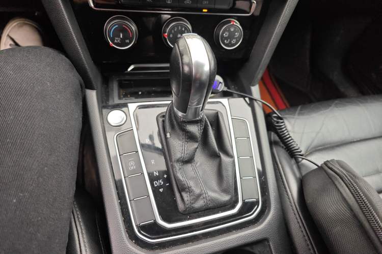 Used Volkswagen Magotan 2018 280TSI DSG Leading Model Gear Lever