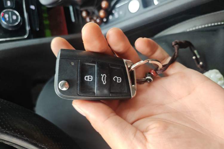 Used Volkswagen Teramont 2019 330TSI Two-Wheel-Drive Luxury Edition China VI Standard