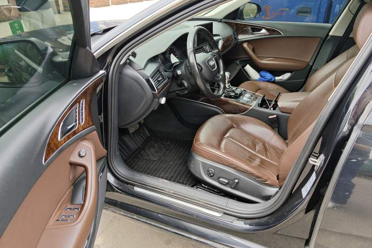 Used Audi A6L 2014 30 FSI Luxury Model
