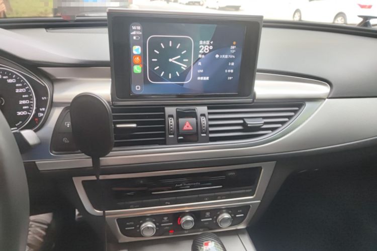 Used Audi A6L 2018 30th Anniversary Edition TFSI Trendy Model Audio And AC Panel