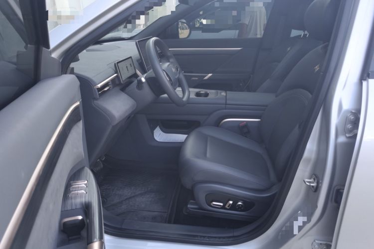 Used Dongfeng eπ eπ008 2024 210Max Range-Extended Version 6 Seats