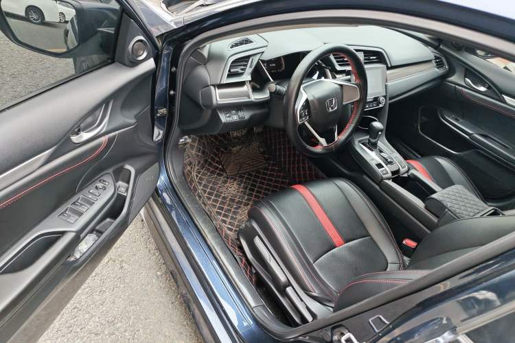 Used Honda Civic 2019 220TURBO CVT Dynamic Edition China VI Emission Standard Driver Seat