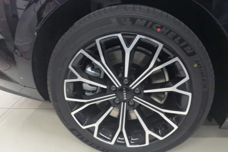 Used Zeekr 007GT 2025 Long-Range Rear-Wheel Drive Intelligent Driving Version 100 kWh Exterior 5