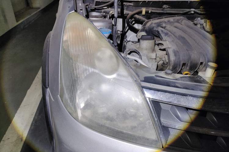 Used Nissan Livina 2010 JINRUI Edition 1.6L Manual Smart Model Right Front Headlight