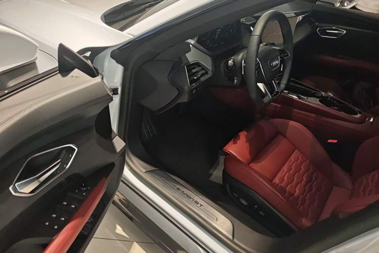 Used Audi e-tron GT 2023 Basic Model Driver Seat