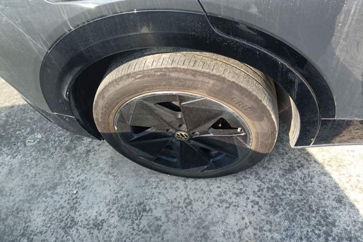 Used Volkswagen ID.UNYX 2024 Pro Long-Range Version
