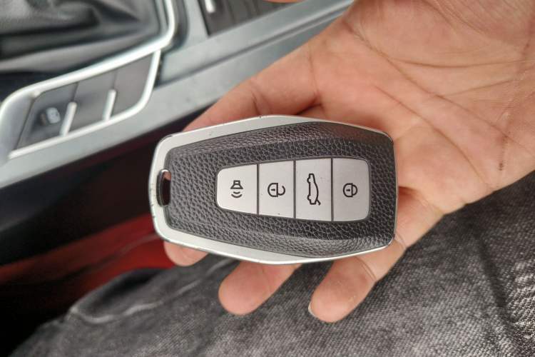 Used Geely Auto Emgrand 2020 1.5L CVT Upward Version Interior 1