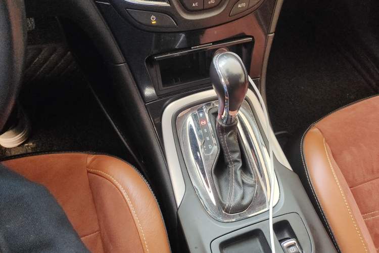 Used Buick Regal 2015 1.6T Elite Tech Model
