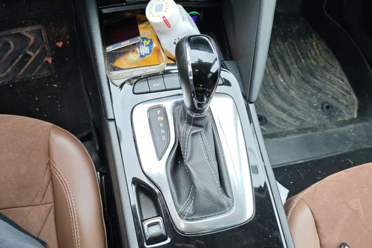 Used Buick Regal 2019 20T Luxury Model China VI Standard