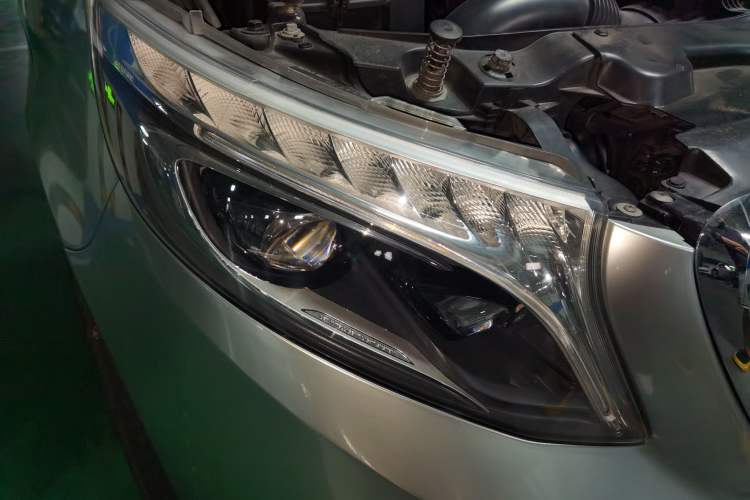 Used Mercedes-Benz V-Class 2017 V 260 Prestige Edition
