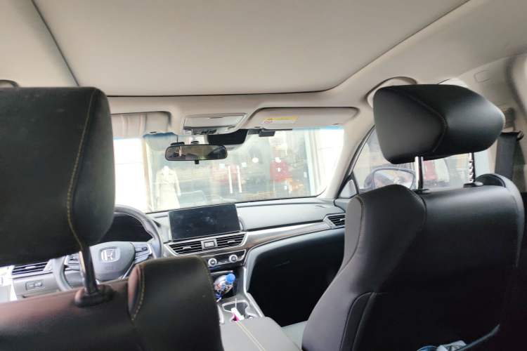 Used Honda Accord 2022 260TURBO Phantom Night · Prestige Edition Headliner