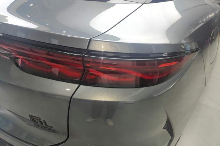 Used BYD Han L 2025 DM-p Four-Wheel-Drive LiDAR Flagship Model
