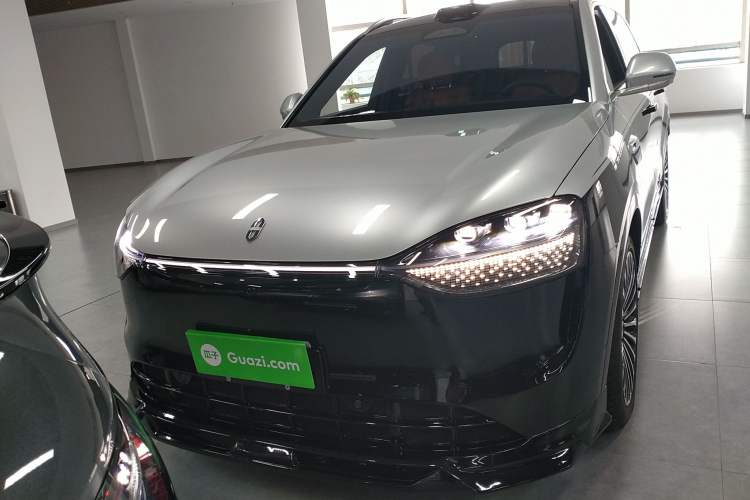 Used Hima AITO M9 2025 Extended-Range Max Version 52 kWh 5-Seater Edition Front