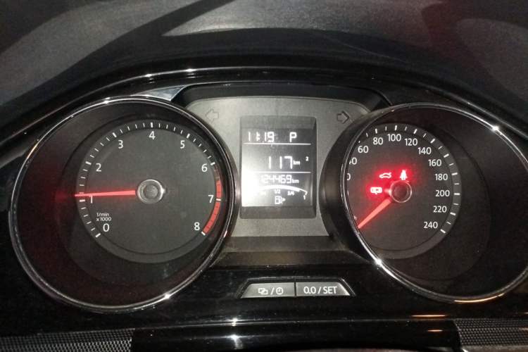 Used Volkswagen C-TREK 2018 230TSI DSG Luxury Version
