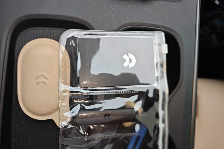 Used Nio ET5T 2023 75 kWh Touring Interior 1