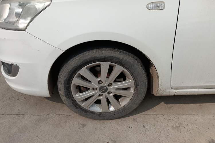 Used Chery E3 2015 1.5L Manual Fashion Model
