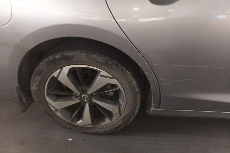 Used GAC Trumpchi GA6 2019 270T Automatic Luxury Edition Exterior 5