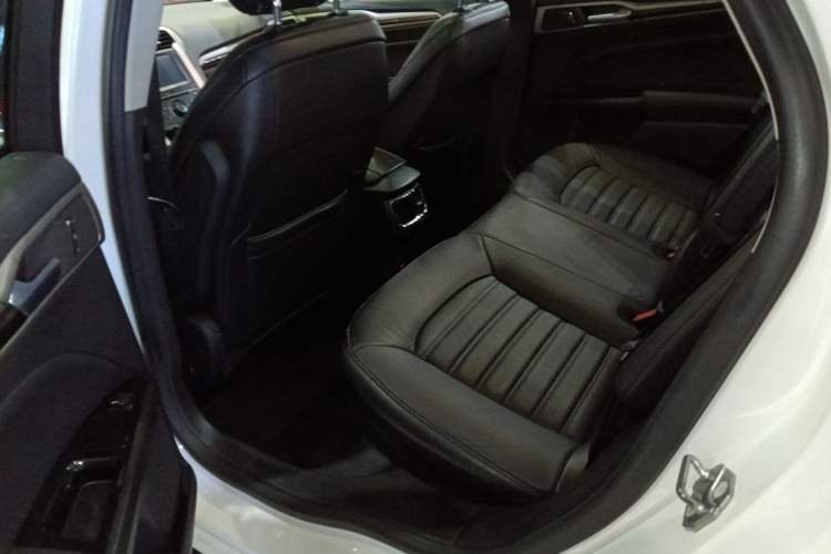 Used Ford Mondeo 2013 2.0L GTDi 200 Fashion Edition
