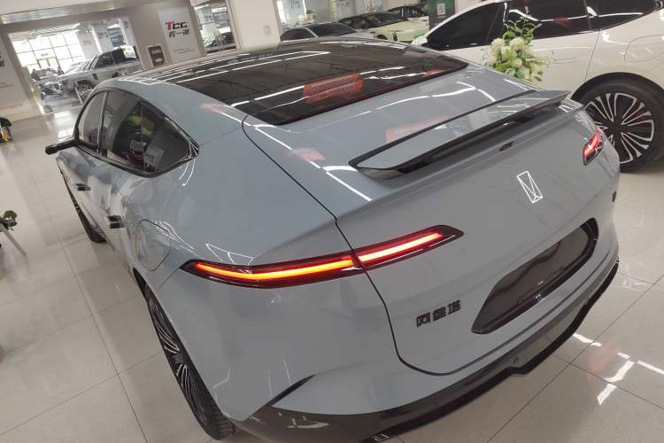 Used Avatr 12 2025 Year Updated Ultra Extended-Range Version Rear Left 45 Deg