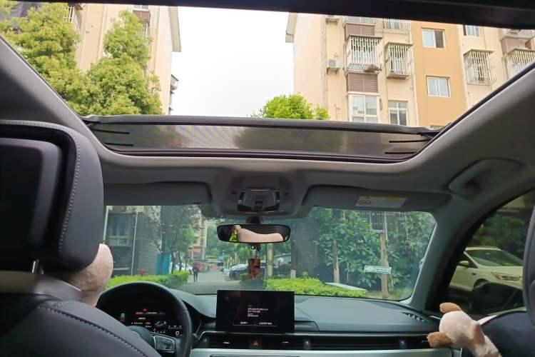 Used Audi A4L 2022 40 TFSI Luxury Dynamic Model