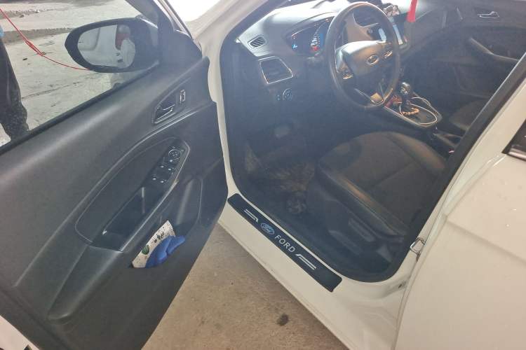 Used Ford Escort 2019 Revised Version 1.5L Automatic Enjoyment Type China VI Standard