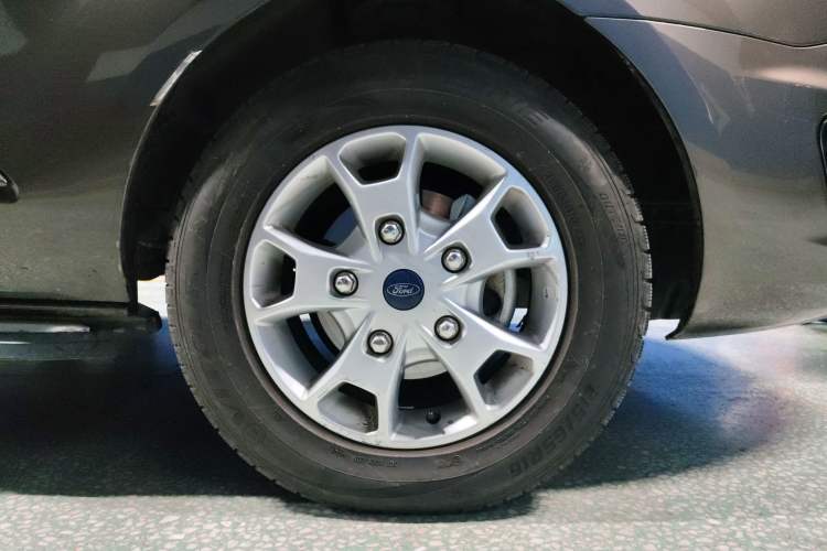 Used Ford Tourneo Custom 2020 Revised Version 2.0T Automatic Elite Edition
