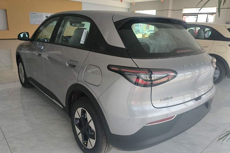 Used Geely Galaxy Geome 2026 Model 310km Dream Edition Exterior 2